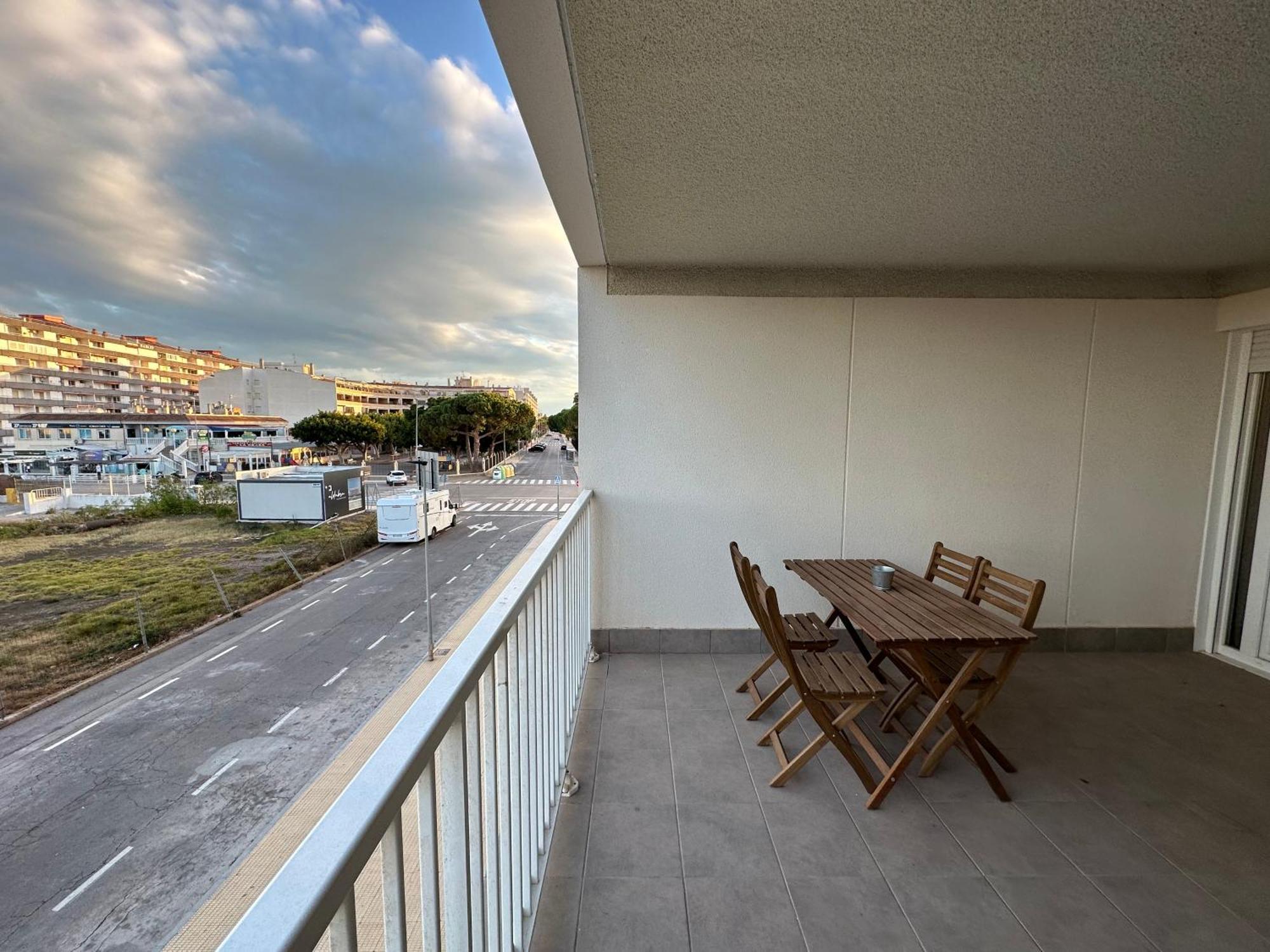 Apartamentos Canet Al Mar. Canet d'En Berenguer Exterior photo